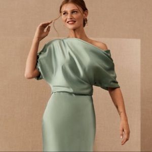 Pryce Amsale Pryce Off-the-shoulder Column Gown
